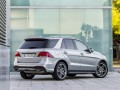  Caratteristiche tecniche complete e consumo di carburante di Mercedes-Benz GLE GLE I (W166) 400 3.0 AT (333hp) 4WD