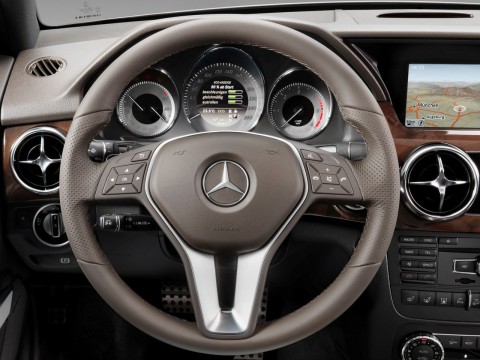 Технически характеристики за Mercedes-Benz GLK-klasse (X204) Restyling