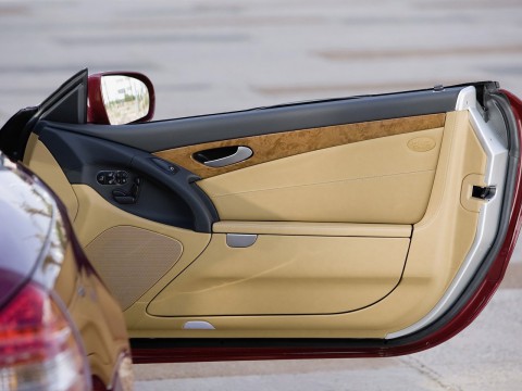Mercedes-Benz SL-klasse V (R320) Restyling II teknik özellikleri