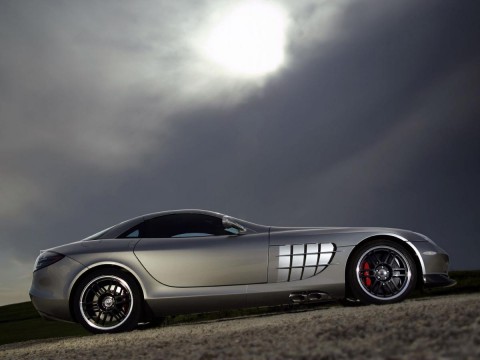 Technical specifications and characteristics for【Mercedes-Benz SLR McLaren (C199) Coupe】