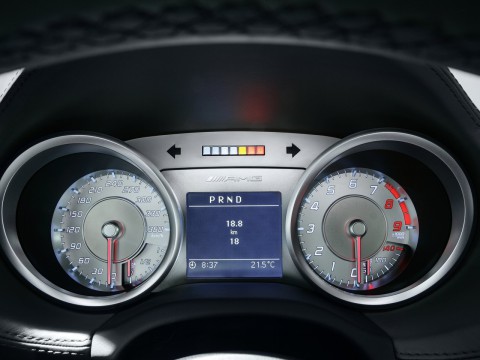 Mercedes-Benz SLS AMG teknik özellikleri