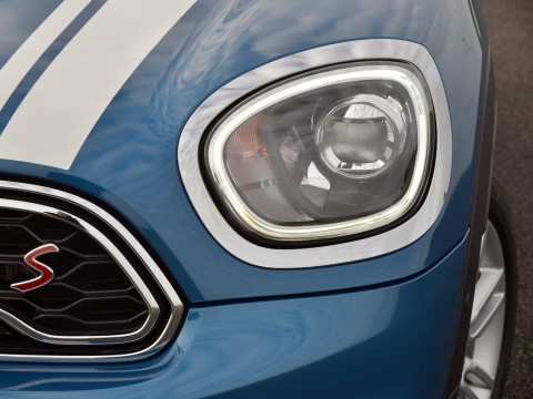 Technical specifications and characteristics for【Mini Countryman II (F60)】