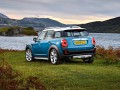 Mini Countryman Countryman II (F60) 2.0d (150hp) full technical specifications and fuel consumption