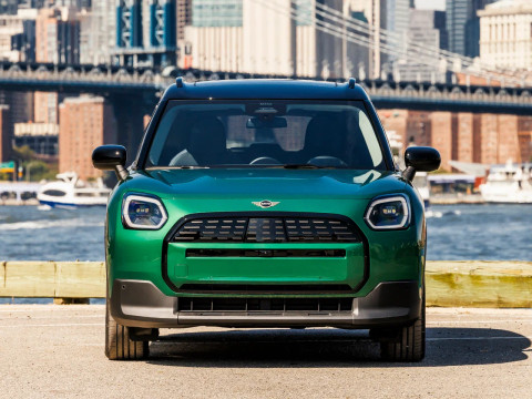 Technical specifications and characteristics for【Mini Countryman III (U25)】