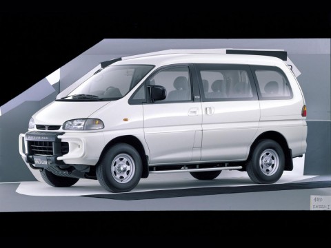 Technische Daten und Spezifikationen für Mitsubishi Delica (L400)