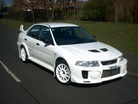 Technical specifications and characteristics for【Mitsubishi Lancer Evolution V】