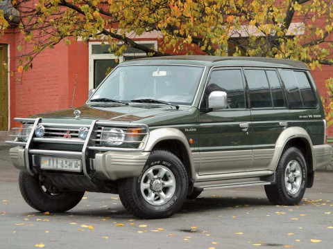 Technical specifications and characteristics for【Mitsubishi Pajero II (V2_W,V4_W)】