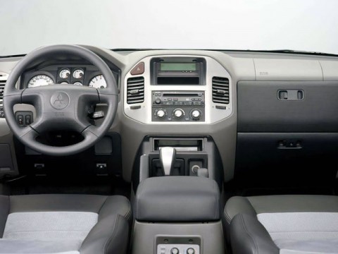 Technical specifications and characteristics for【Mitsubishi Pajero III】