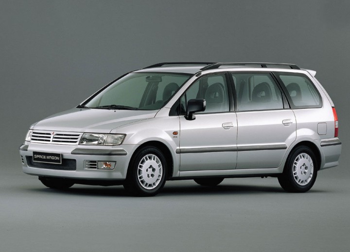 temblor Colonos conectar Mitsubishi Space Wagon III especificaciones técnicas y gasto de combustible  — AutoData24.com