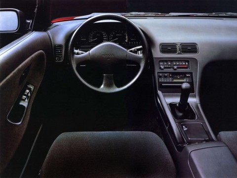 Nissan 200 SX (S13) teknik özellikleri