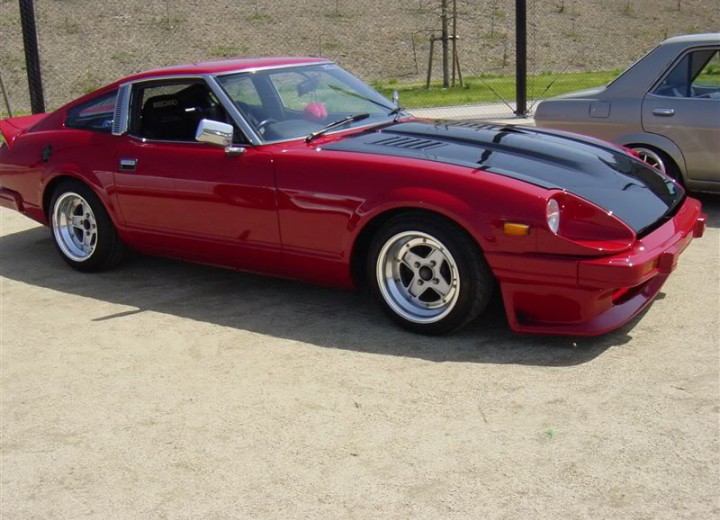 Nissan 280 Zx,zxt (HGS130) technical specifications and fuel 