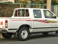  Caractéristiques techniques complètes et consommation de carburant de Nissan Datsun Datsun (MD22) 2.4 i 16V 4WD Double Cab (130 Hp)