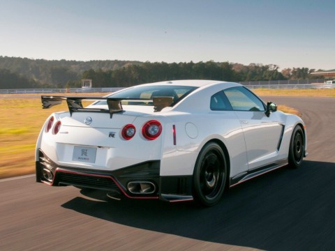 Technical specifications and characteristics for【Nissan GT-R I Restyling】