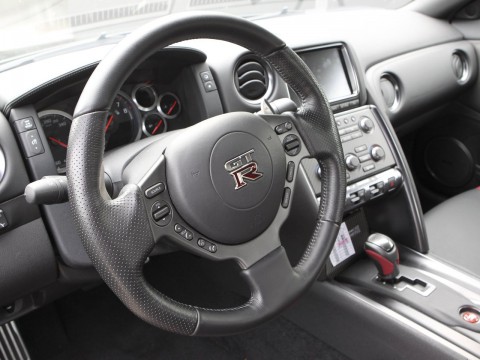 Τεχνικά χαρακτηριστικά για Nissan GT-R