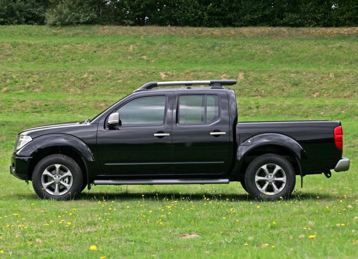 Nissan Navara III (D40) technical specifications and fuel