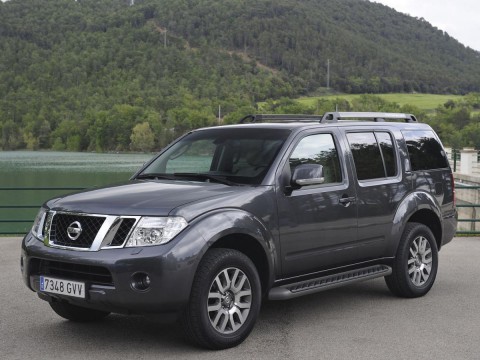 Technical specifications and characteristics for【Nissan Pathfinder III (2010 facelift)】
