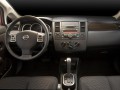 Especificaciones técnicas de Nissan Versa Sedan