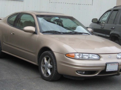 Technical specifications and characteristics for【Oldsmobile Alero Coupe】