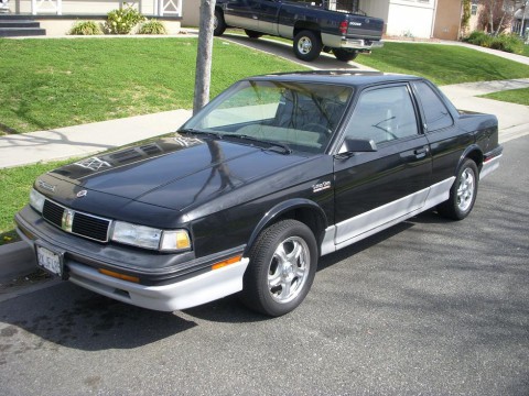 Technical specifications and characteristics for【Oldsmobile Cutlass Ciera Coupe】