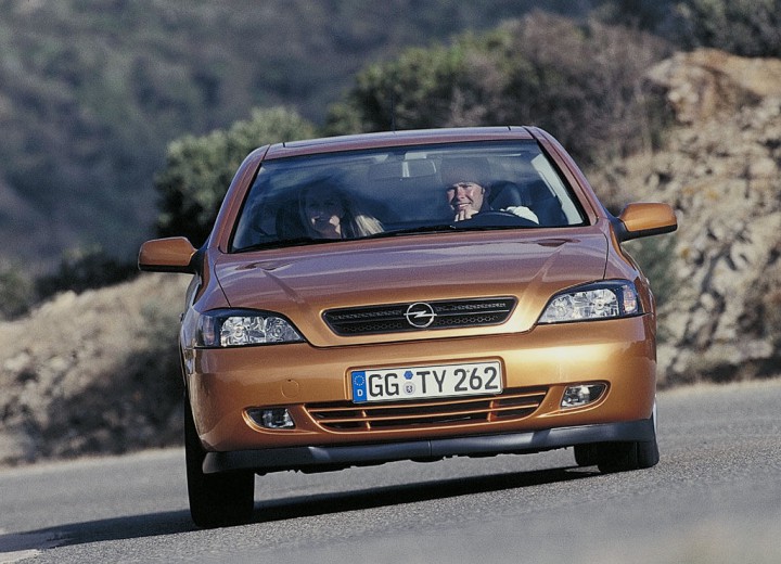 Opel Astra G Coupe technical specifications and fuel consumption —