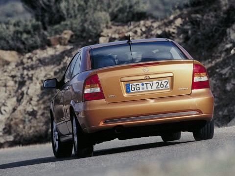Caractéristiques techniques de Opel Astra G Coupe