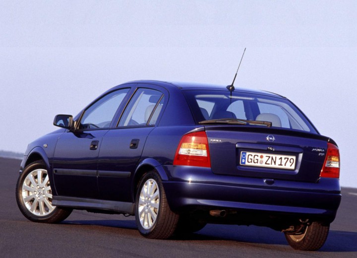  Opel Astra G especificaciones técnicas y consumo de combustible — AutoData24.com