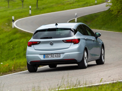 Opel Astra K Restyling spécifications techniques et consommation de  carburant — AutoData24.com