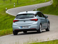 Caratteristiche tecniche complete e consumo di carburante di Opel Astra Astra K Restyling 1.2 MT (110hp)