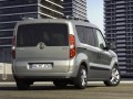  Caractéristiques techniques complètes et consommation de carburant de Opel Combo Combo Tour 1.6 i (87 Hp)