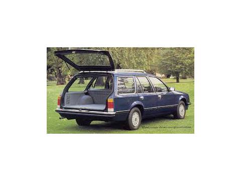 Caractéristiques techniques de Opel Commodore C Caravan