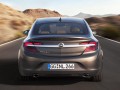 Opel Insignia Insignia Hatchback 2.0 Turbo (220 Hp) 4x4 full technical specifications and fuel consumption