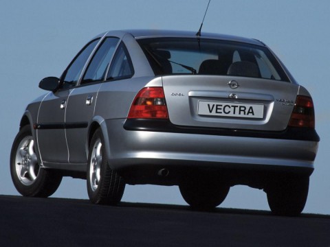 Especificaciones técnicas de Opel Vectra B CC