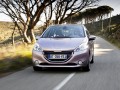 Пълни технически характеристики и разход на гориво за Peugeot 208 208 1.4 VTi (95 Hp)