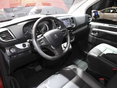 Technical specifications and characteristics for【Peugeot Traveler I】