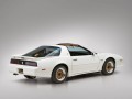 Pontiac Firebird Firebird III 5.0 V8 (145Hp) full technical specifications and fuel consumption