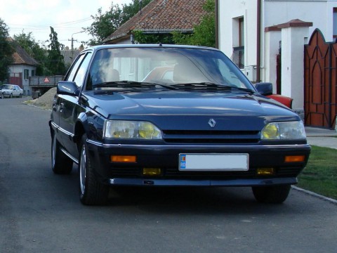 Caratteristiche tecniche di Renault 25 (B29)