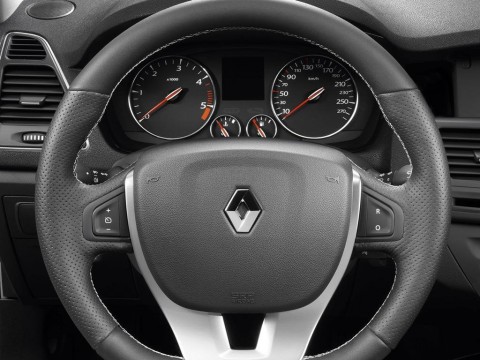 Технические характеристики о Renault Laguna III Restyling