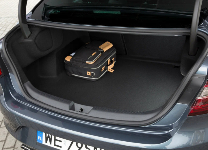 Specificații tehnice pentru Renault Megane IV Sedan - picture 9