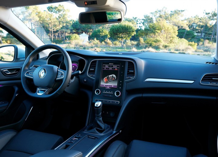 Renault Megane IV technical specifications and fuel consumption —