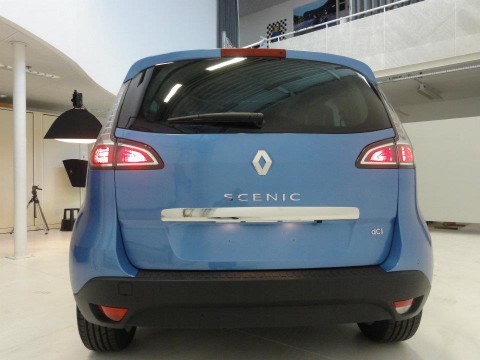 Технические характеристики о Renault Scenic collection 2012