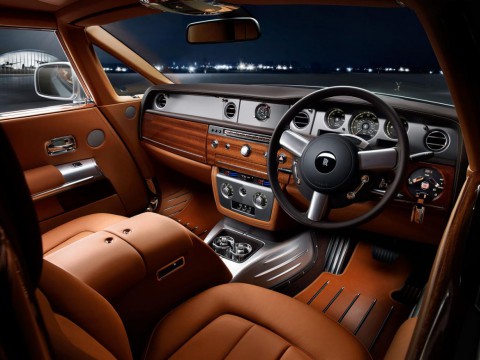 Rolls-Royce Phantom Coupe teknik özellikleri