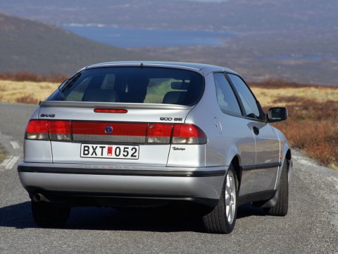 Technische Daten und Spezifikationen für Saab 900 II Combi Coupe