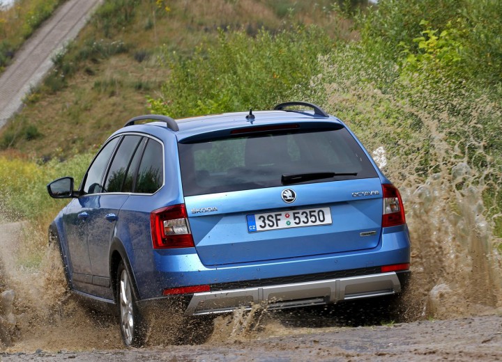 Skoda Octavia III Scout technical specifications and fuel consumption —