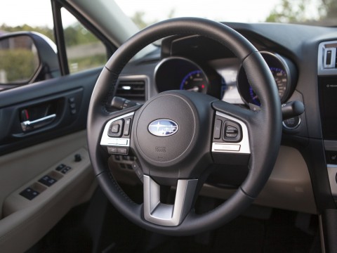 Especificaciones técnicas de Subaru Legacy VI