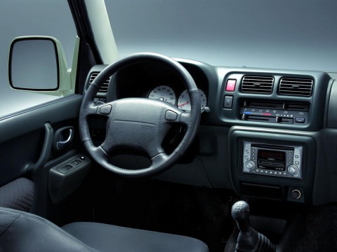 Especificaciones técnicas de Suzuki Jimny Cabrio (FJ)
