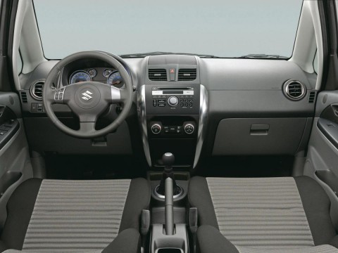 Suzuki SX4 teknik özellikleri
