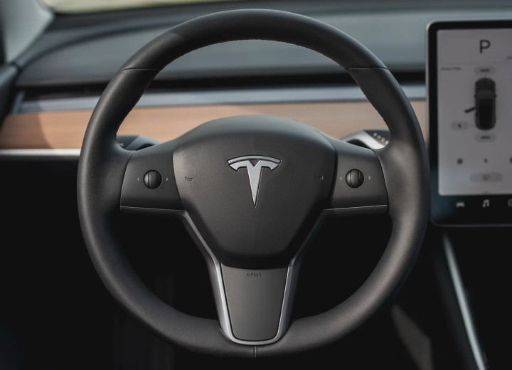 Технические характеристики о Tesla Model 3 - picture 9