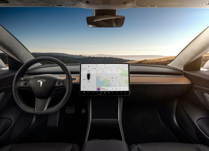 Технические характеристики о Tesla Model 3 - picture 6