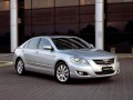 Technical specifications of the car and fuel economy of Toyota Aurion