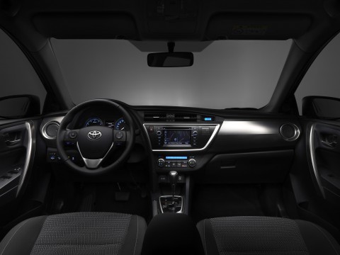 Especificaciones técnicas de Toyota Auris Facelift 2010